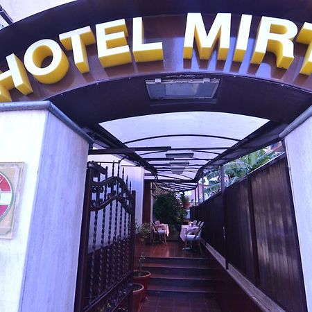 Hotel Mirti Rome Bagian luar foto