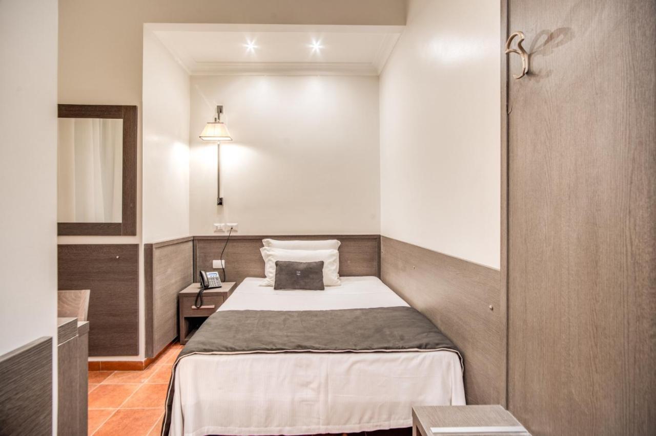 Hotel Mirti Rome Bagian luar foto
