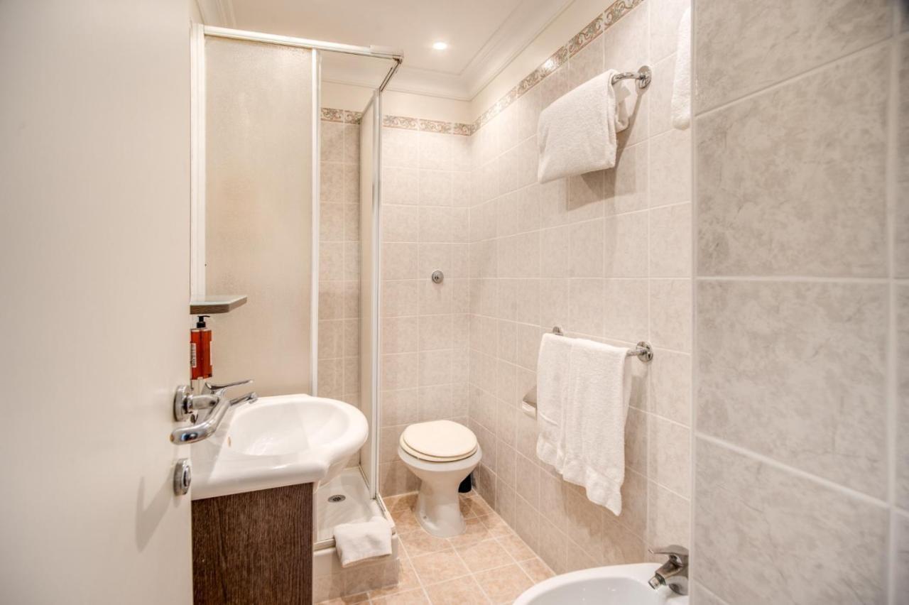 Hotel Mirti Rome Bagian luar foto
