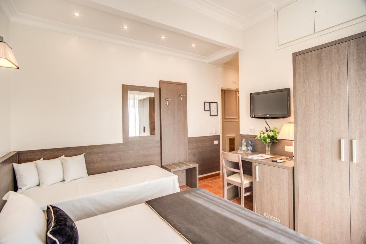 Hotel Mirti Rome Bagian luar foto