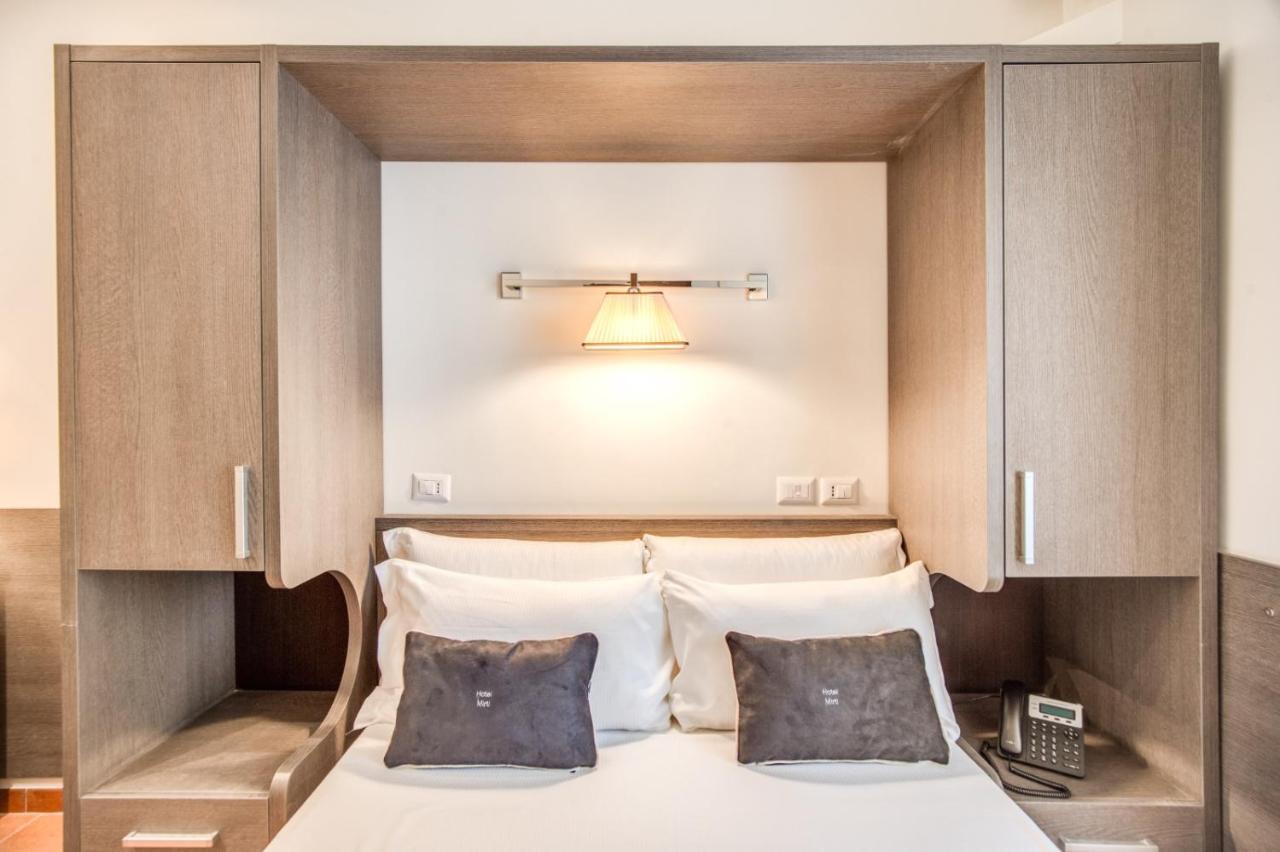 Hotel Mirti Rome Bagian luar foto
