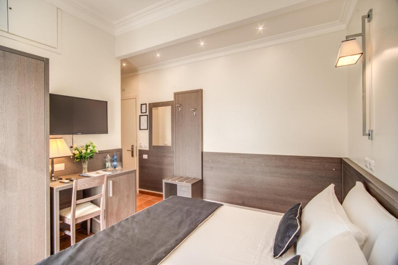 Hotel Mirti Rome Bagian luar foto