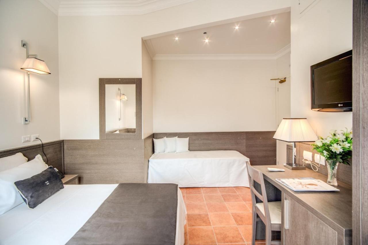 Hotel Mirti Rome Bagian luar foto